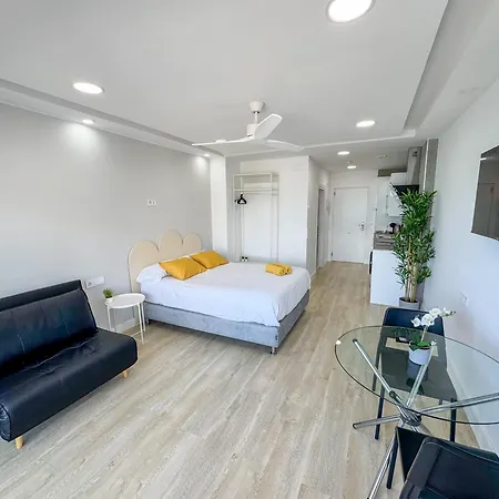 Spectacular Sea Views Daire Torremolinos