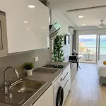 Spectacular Sea Views 아파트 토레몰리노스